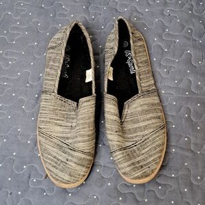 US Sports shoes size 10